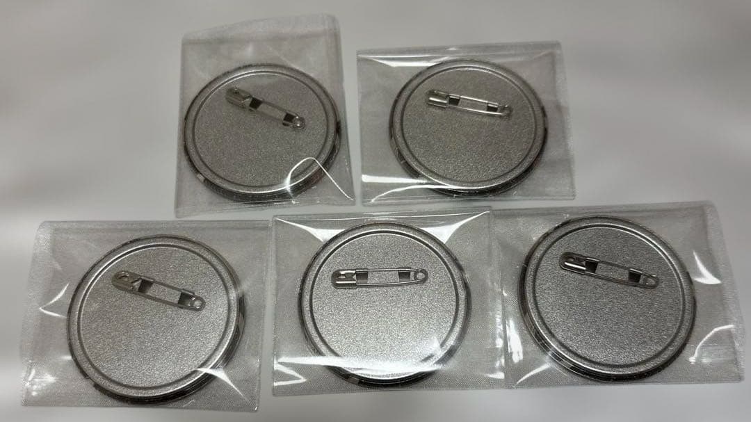 あんスタ MELLOW DEAR US メロアス 缶バッジ 久遠舞珠 - メルカリ