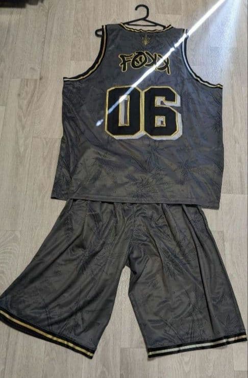 レペゼンフォックス バスケットボールユニフォーム 06 レペゼンフォックス バスケットボールユニフォーム 06 - メルカリ