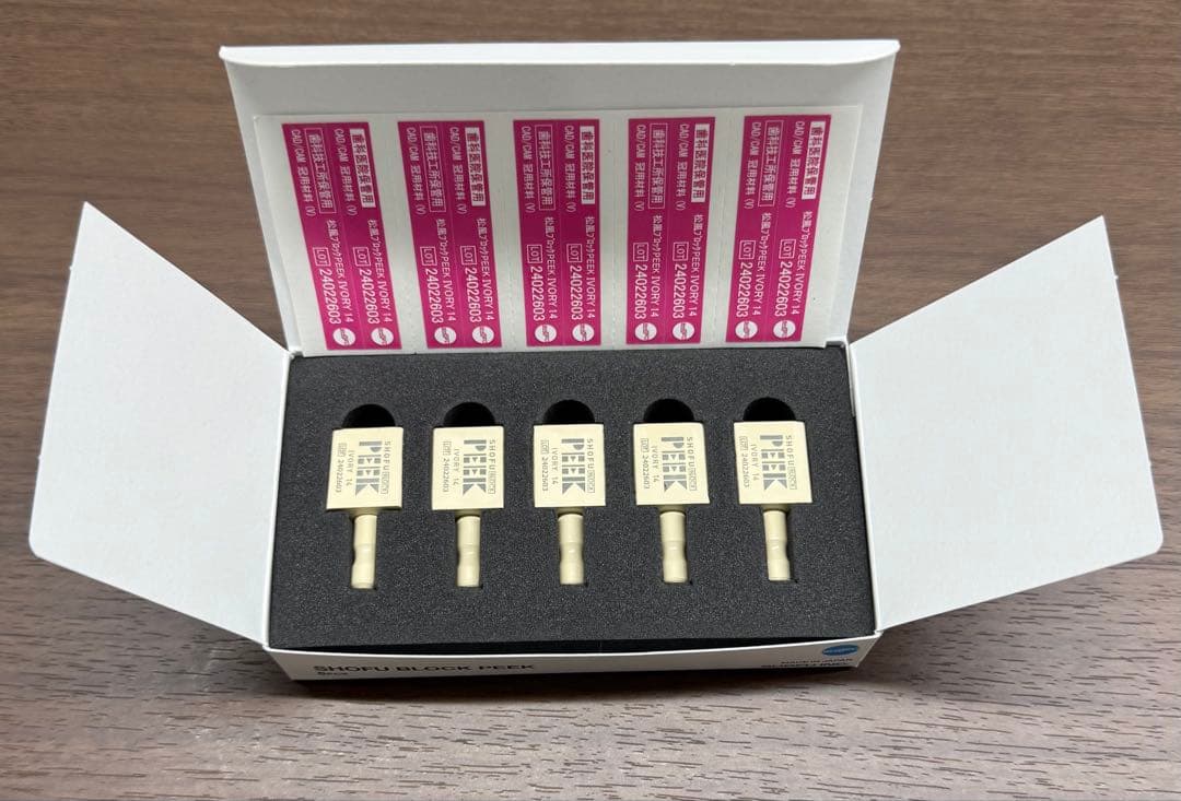 m*n様 未使用　松風PEEK ブロック　5本アイボリー　シール付き カミ229449 【10枚セット】 【セット】 【セット商品】 平成レトロ