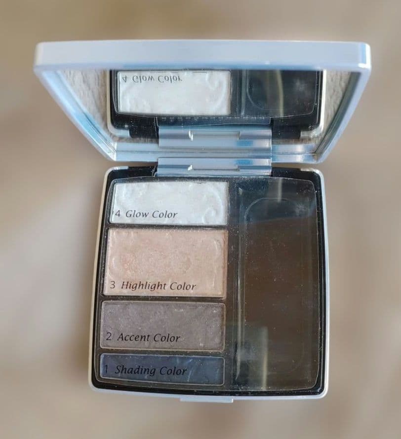 コスメデコルテAQMW グラデーションアイシャドウ067 4色セット - メルカリ