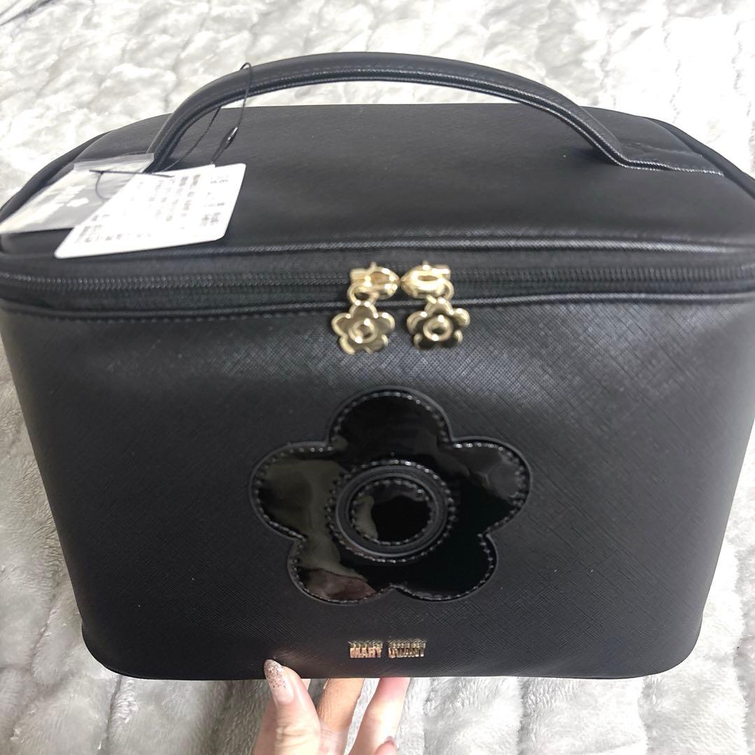 サフィアーノ デイジーパッチ バニティXL（ブラック） - メルカリ