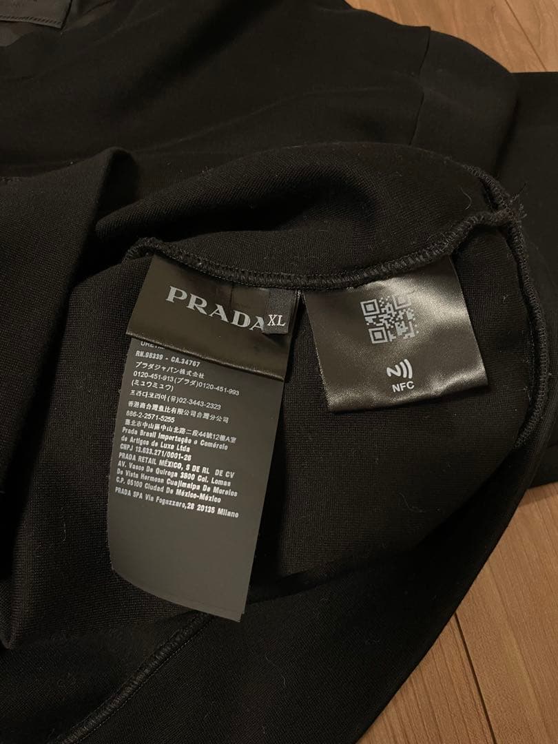 プラダ スウェット 三角ロゴ Re-Nylon PRADA トレーナー ニット - メルカリ