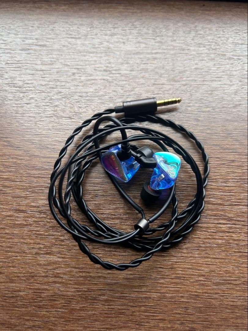 qdc FRONTIER Aquamarine ＋QDC4.4mバランスケーブル qdc FRONTIER Aquamarine ＋QDC4.4mバランスケーブル QDC FRONTIER