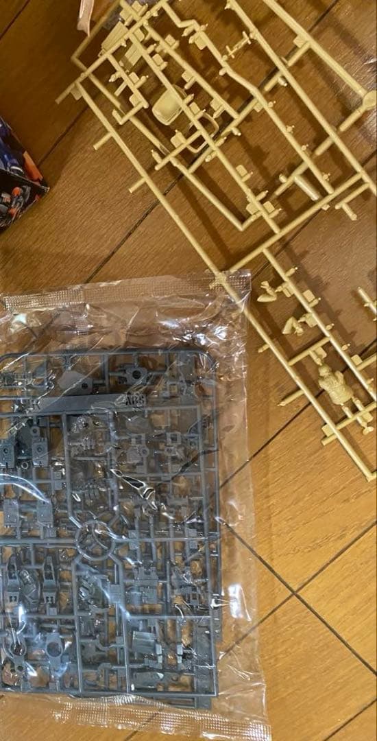 ガンプラ 大量 まとめ売り フィギュア hg ベアブリック その他 - メルカリ