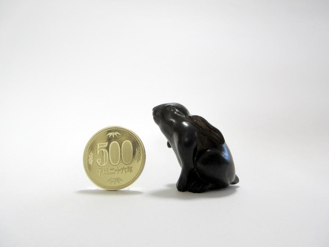 うさぎ 堤物 根付 木製 木彫 兎 Netsuke / アンティーク - メルカリ