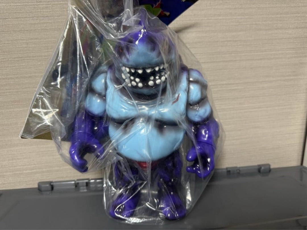 momoco studio シャークパパ Punk Drunkers ソフビ momoco studio シャークパパ Punk Drunkers ソフビ momoco studio