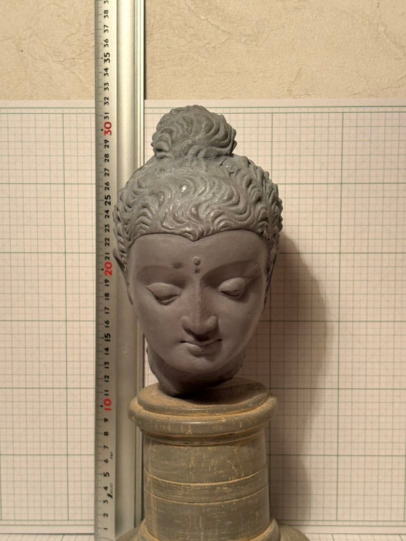 ガンダーラ仏頭 高評価商品 石仏 精巧レプリカ - メルカリ