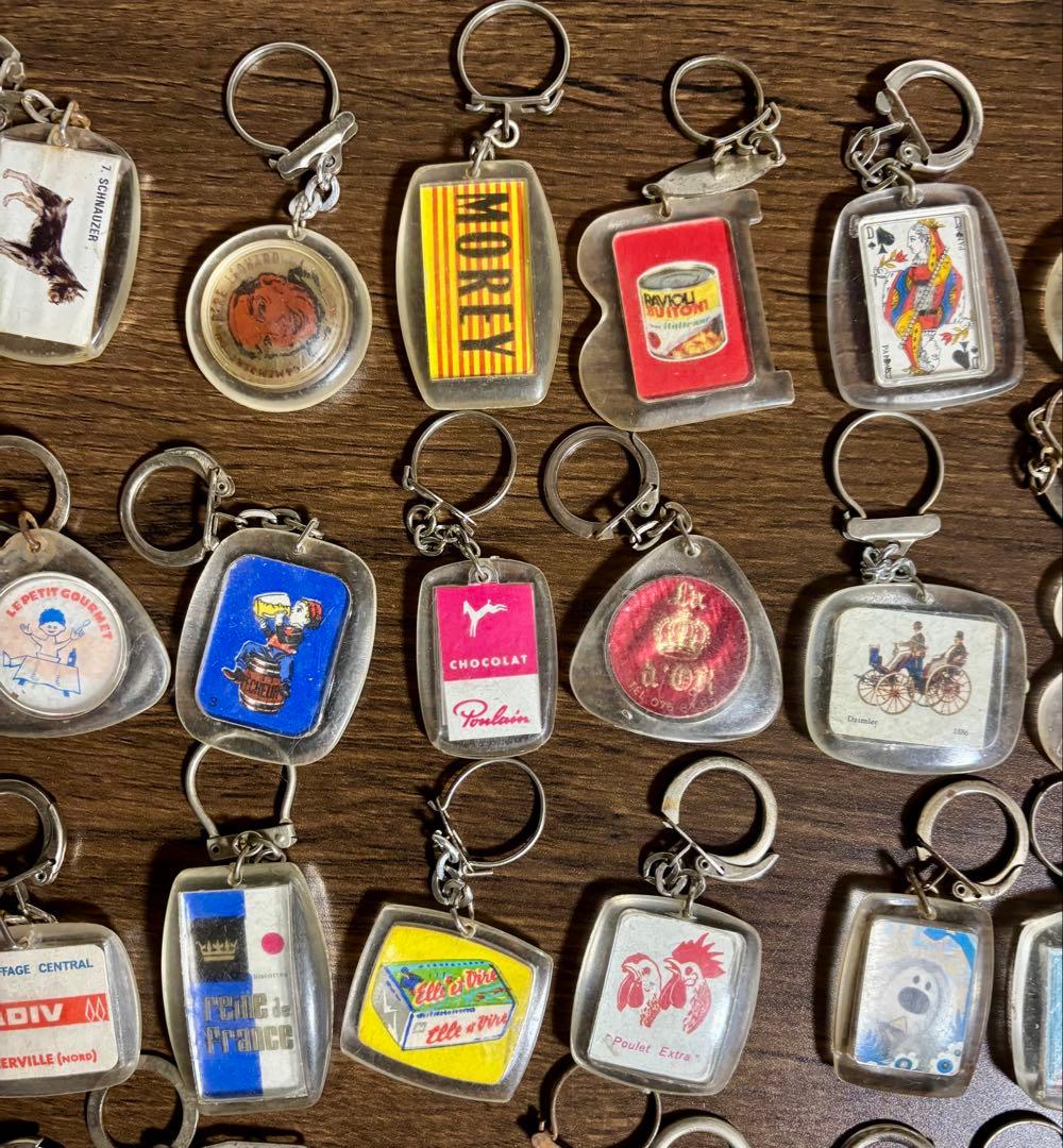 131【50個!】ヴィンテージ フランス フレンチ キーホルダー - メルカリ