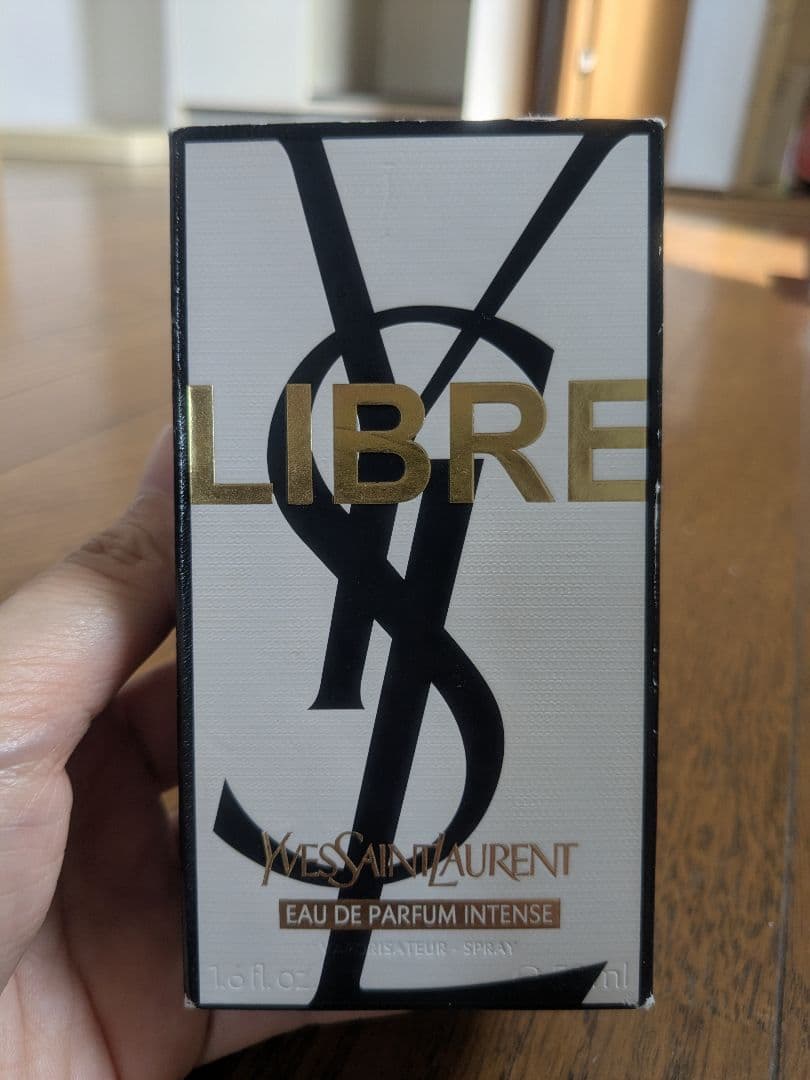 イブサンローラン リブレ オードパルファム アンタンス イヴ・サンローラン / リブレ オーデパルファム アンタンスの公式商品