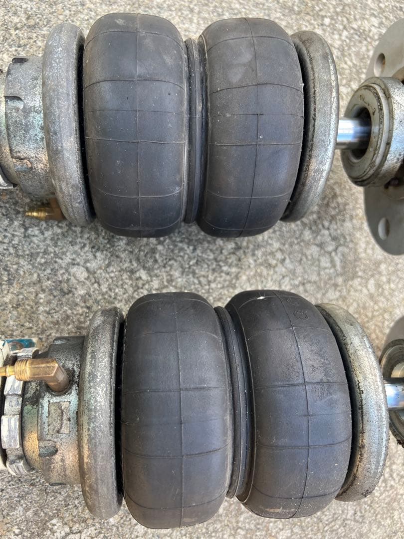 ハリアー60、アルヴェル30エアサス(フロントのみ - メルカリ