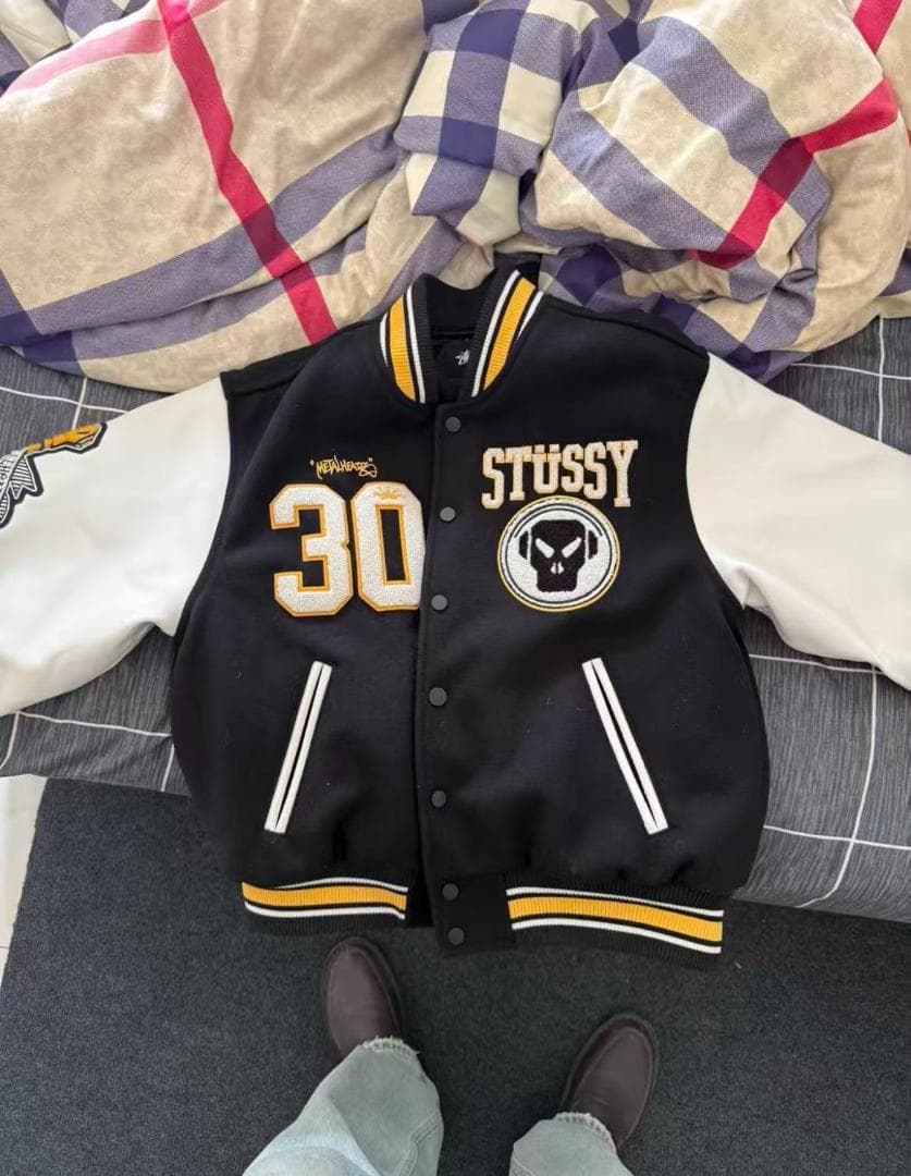 STÜSSY スタジャン サイズM 黒/白 中古・古着通販】stussy (ステューシー) スタジャン ブラック サイズ:M