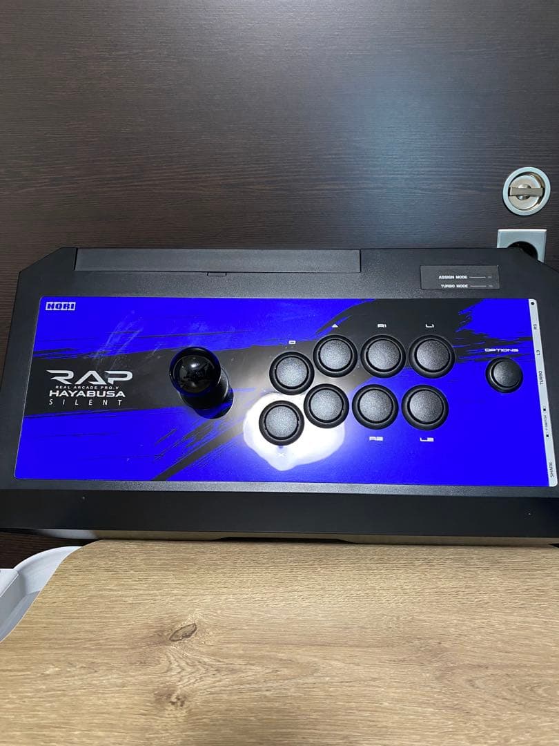 【チョコ様専売】リアルアーケードPro.V HAYABUSA（静音モデル） 株式会社 HORI | リアルアーケードPro.V HAYABUSA(ヘッドセット端子