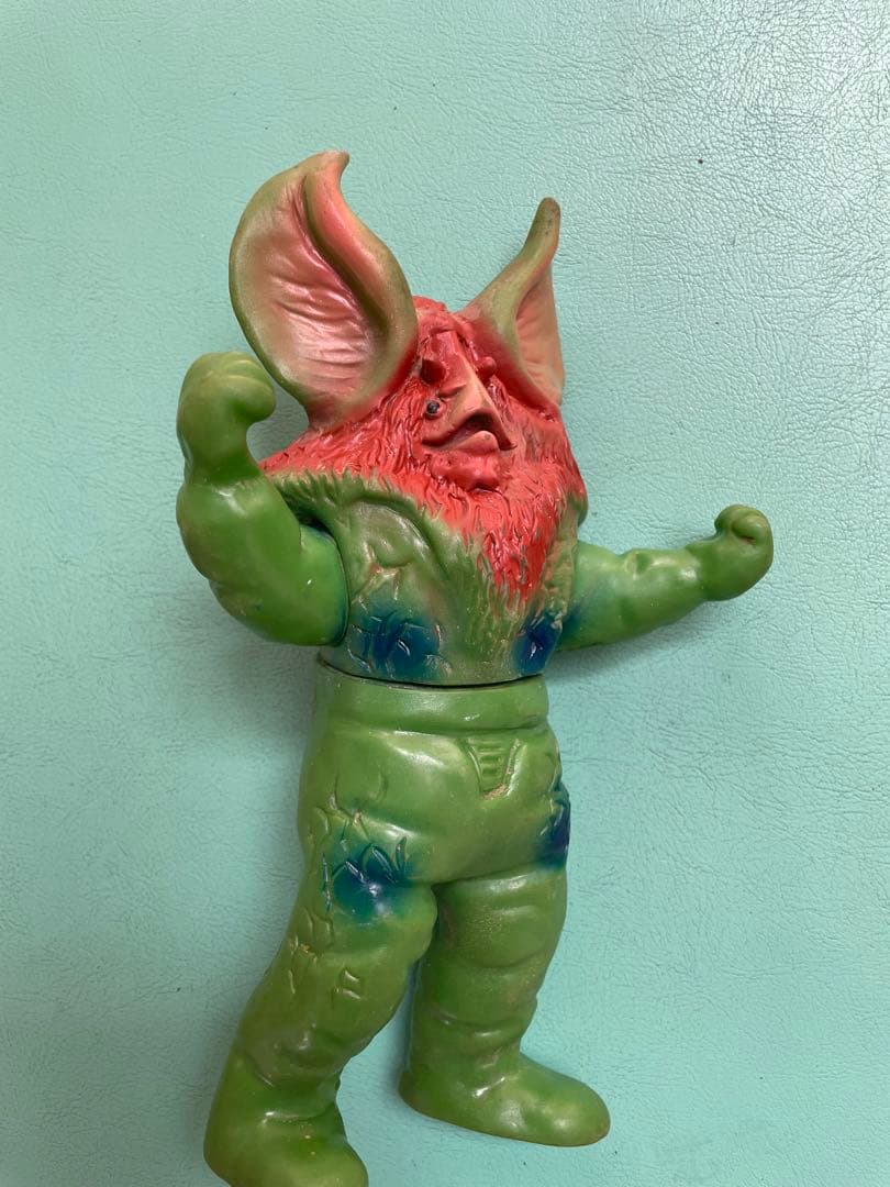 希少　ブルマァク　イカルス星人　スタンダードサイズ　当時物　　※ジャギ※ Yahoo!オークション - ブルマァク イカルス星人 美品 ソフビ 当時物 ビ