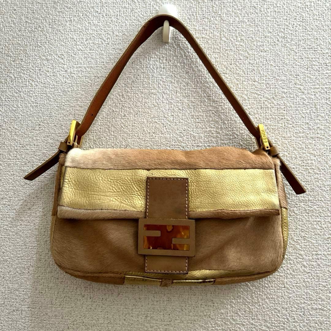 希少✨ FENDI フェンディ バゲット ハンドバッグ ハラコ×ゴールドレザー 希少✨ FENDI フェンディ バゲット ハンドバッグ ハラコ×ゴールド