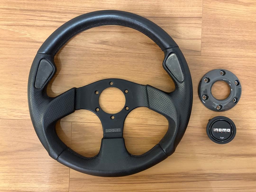 MOMOステアリング JET 32 MOMO（モモ） 正規品 ステアリング JET ジェットブラック 32パイ J-1