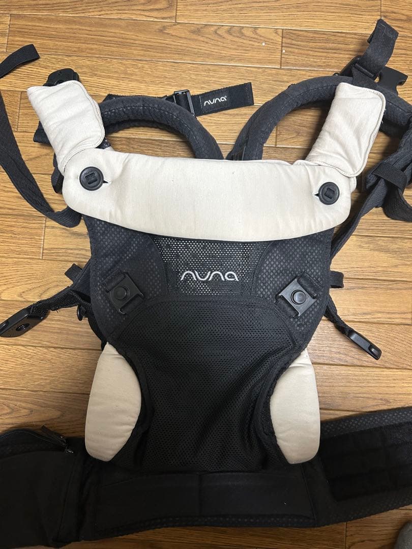 NUNA ヌナ カドル 抱っこ紐 ブラック 楽天市場】【レビューでプレゼント!】 抱っこ紐 ヌナ カドルクリック