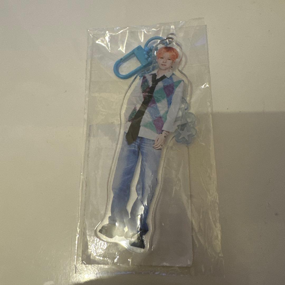 TREASURE ヨシ アクキー アクスタ フォトチャーム ファンコン - メルカリ