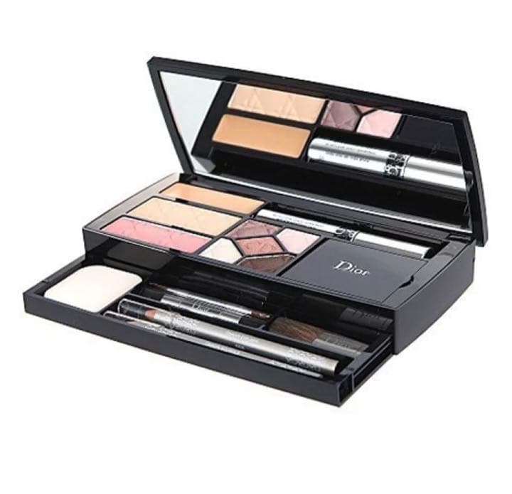 未使用】Dior オールインワン メイクアップパレット - メルカリ