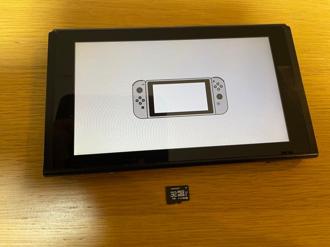 任天堂Switch本体＋SDカードセット ☆ ディスプレイとSDカードのセット Nintendo Switch 本体