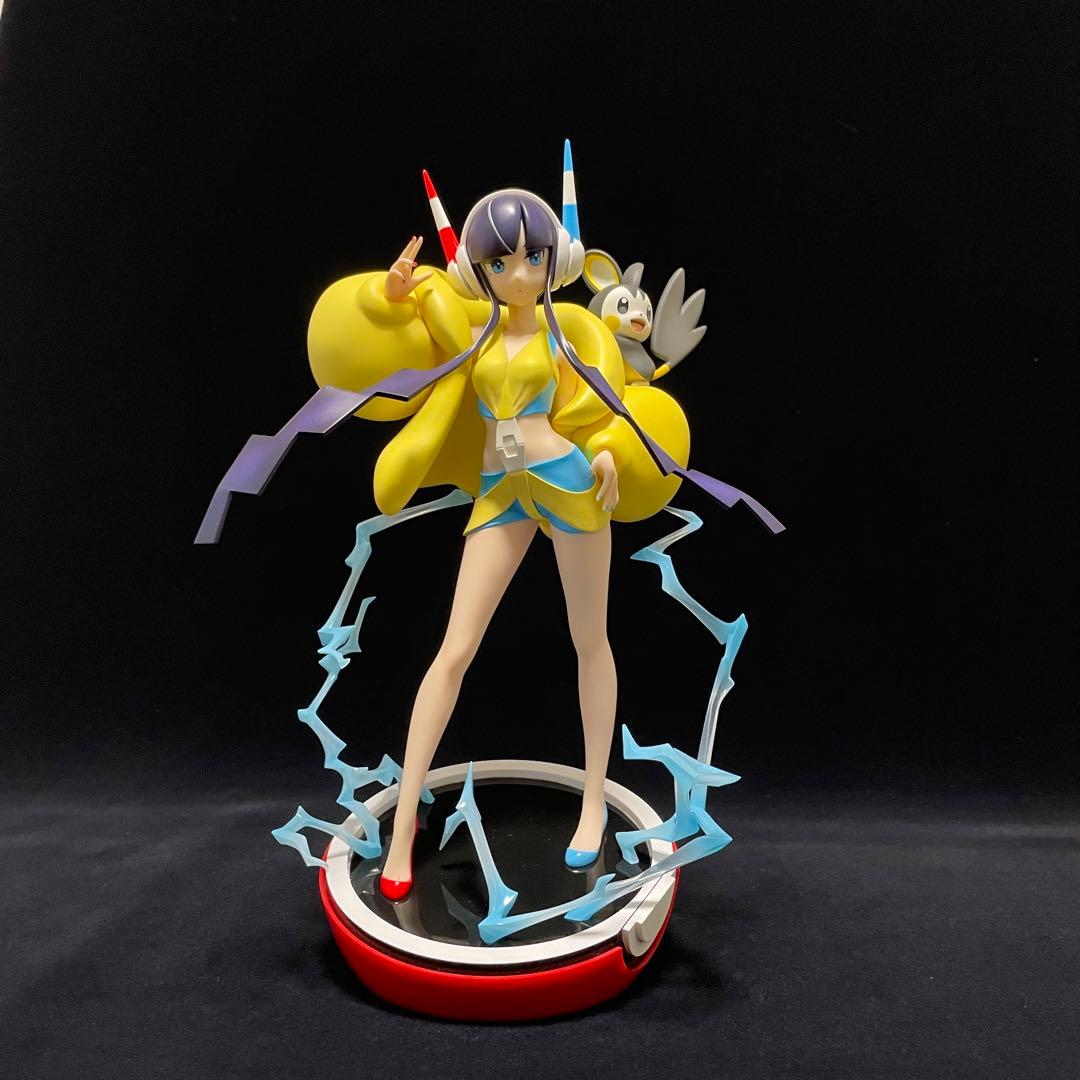 ポケモンセンターオリジナル フィギュア カミツレ＆エモンガ