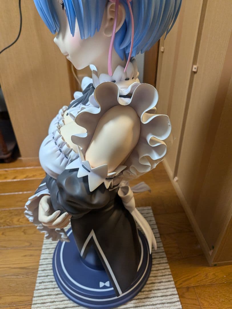 等身大 レム 胸像 Re：ゼロから始める異世界生活 フィギュア ケース