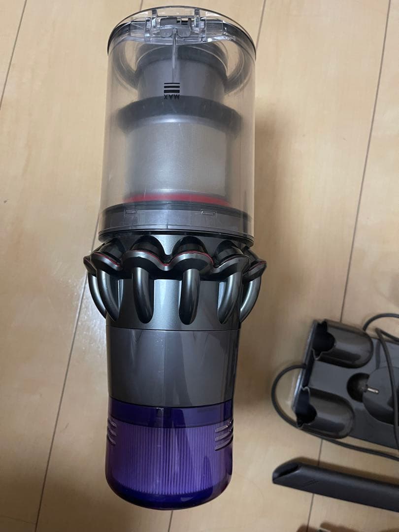 美品】Dyson コードレスクリーナー V11 + sv14エコーモード67分 - メルカリ