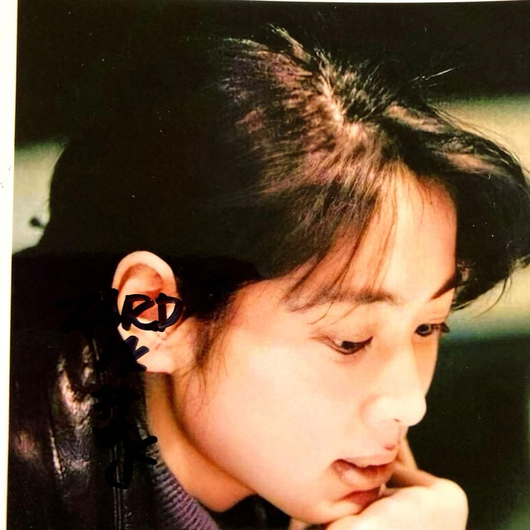 坂井泉水直筆サイン入り写真…ZARD… 坂井泉水直筆サイン入り写真…ZARD… - メルカリ