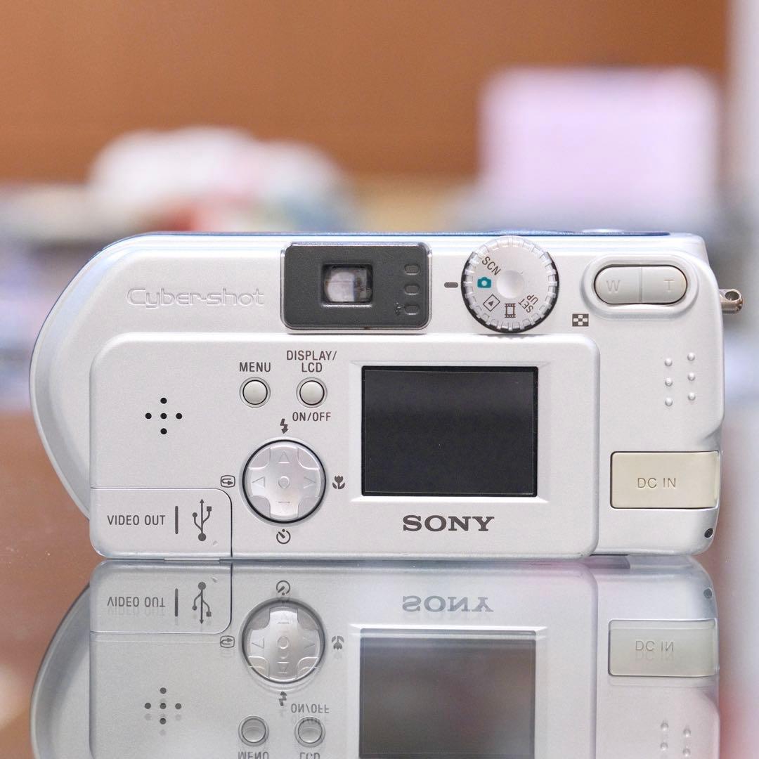美品 動作品 平成レトロ CCD Y2K SONY Cyber−Shot P71 - メルカリ
