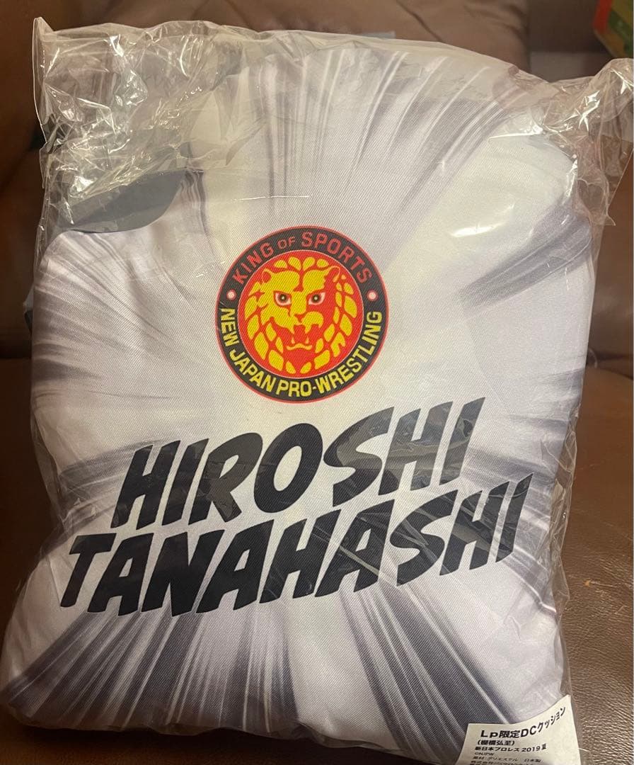 新日本プロレス 社長 引退間近 棚橋弘至 Lp限定ダイカットクッション