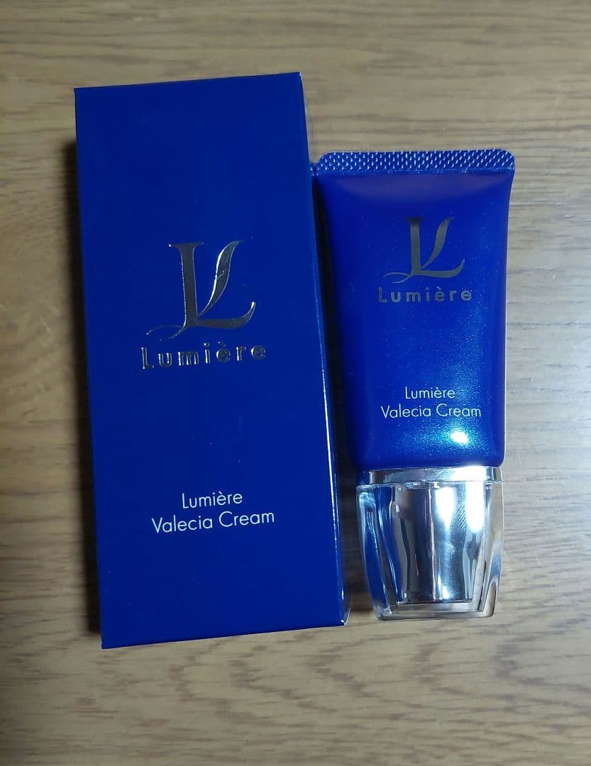 Lumière Valecia Cream 22g - メルカリ