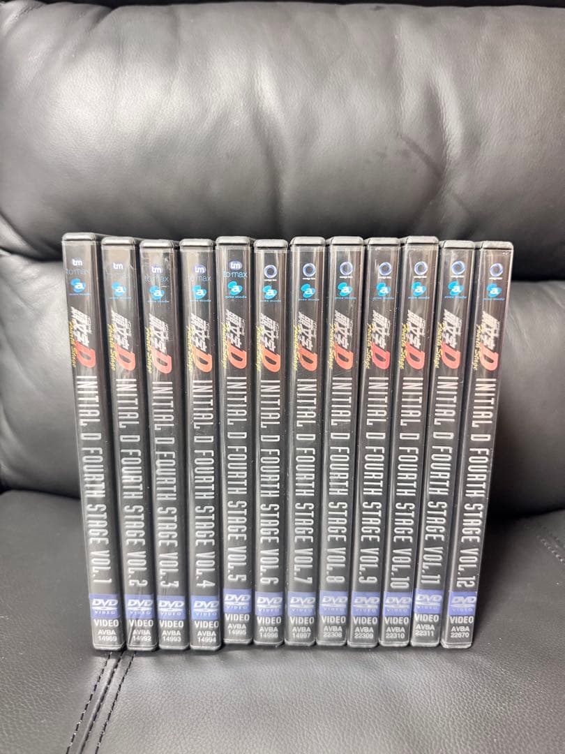 頭文字D FOURTH STAGE DVD 全12巻セット【特典ステッカー付き】 - メルカリ