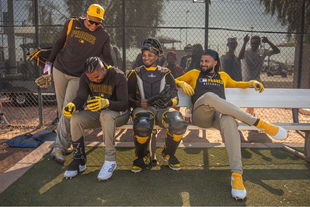 Nike サンディエゴパドレス ノースリーブパーカー オーセンティック