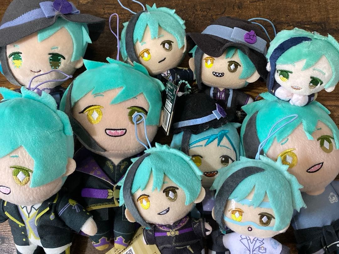 10点セット！ツイステッドワンダーランド フロイドぬいぐるみ Amazon.co.jp: ディズニー ツイステッドワンダーランド エクストラ