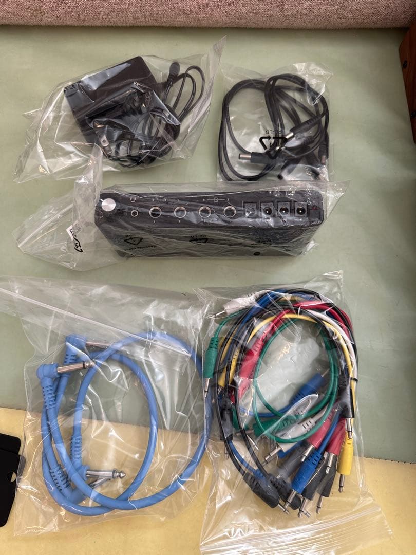 MOOG シンセ mother32 subharmonicon DFAM① - メルカリ