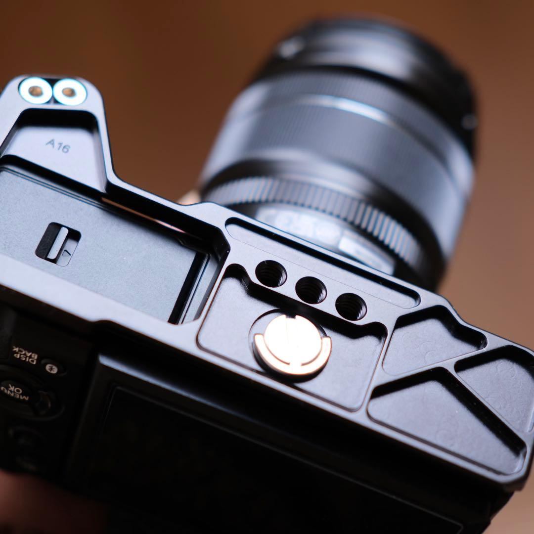 極上】FUJIFILM X-T5 XF18-55レンズキットSmallRig付 - メルカリ