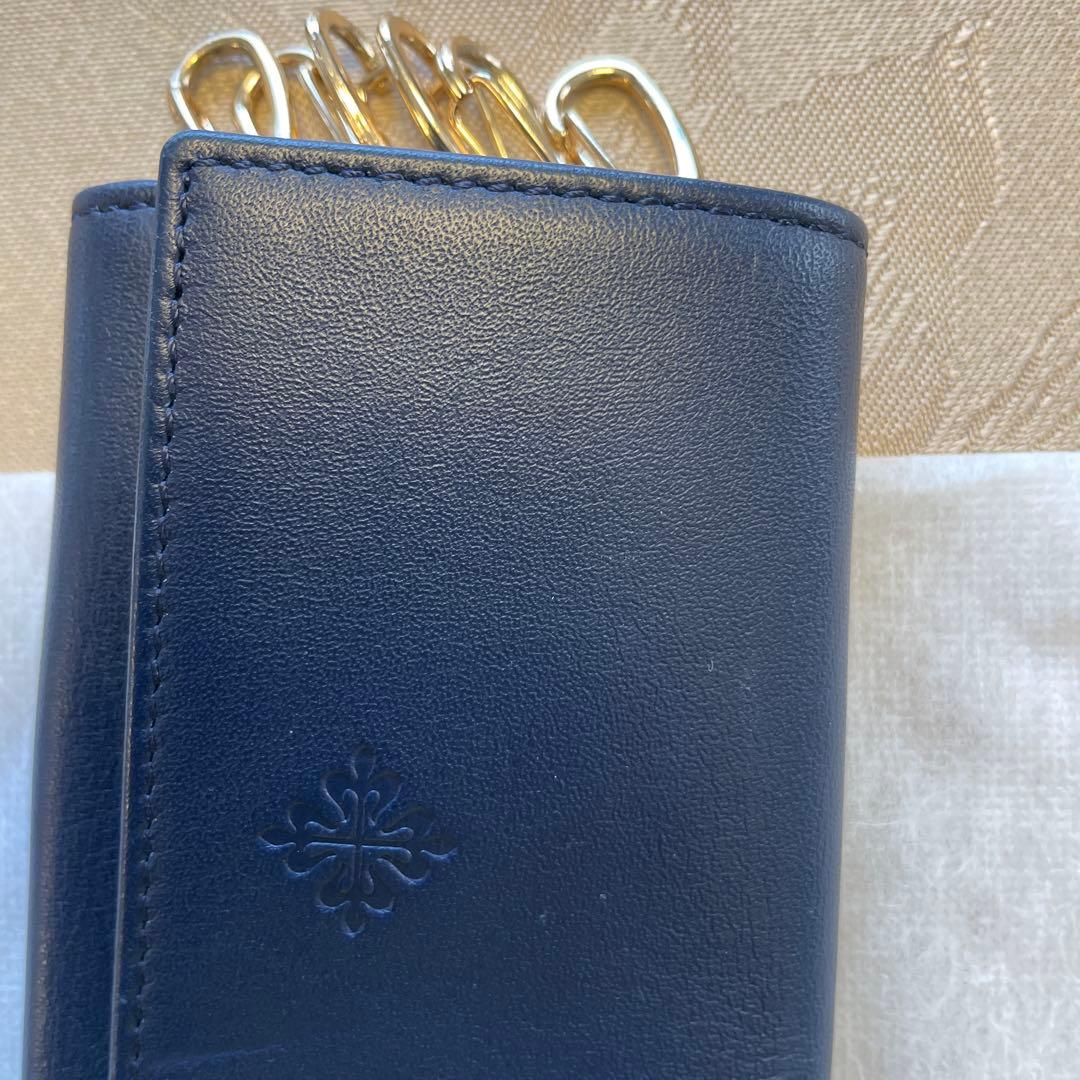 パテックフィリップ レザー ネイビー キーホルダー 希少品 美中古 濃紺