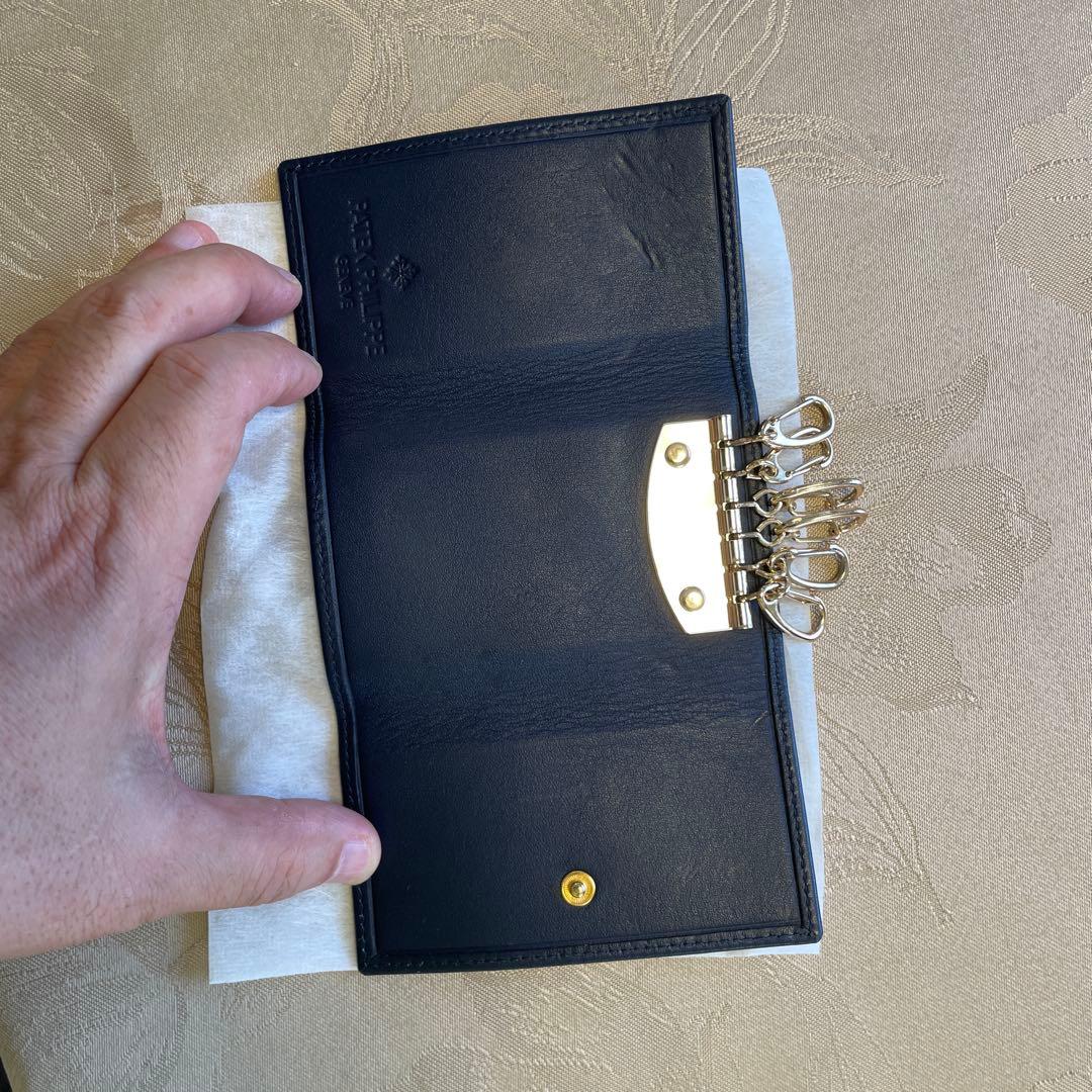 パテックフィリップ レザー ネイビー キーホルダー 希少品 美中古 濃紺