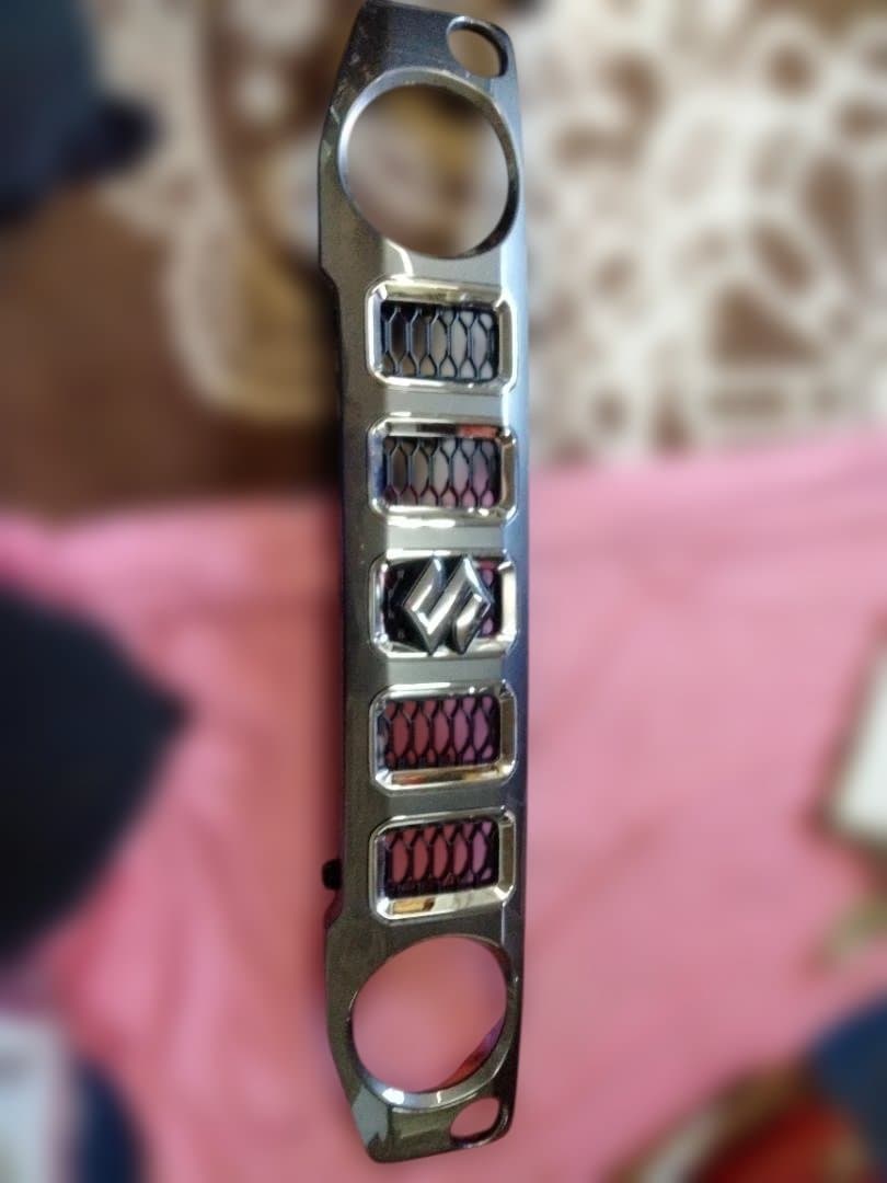 スズキ ジムニー ノマド JB64W フロントグリル用クロームグリル スズキ ジムニー ノマド JB64W フロントグリル用クロームグリル