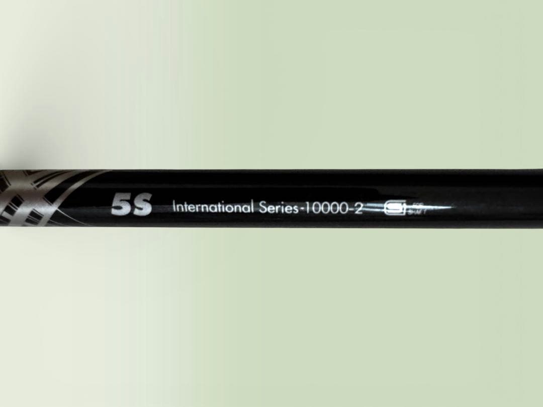 美品】アッタス ATTAS V2 5S テーラーメイドスリーブ ドライバー用