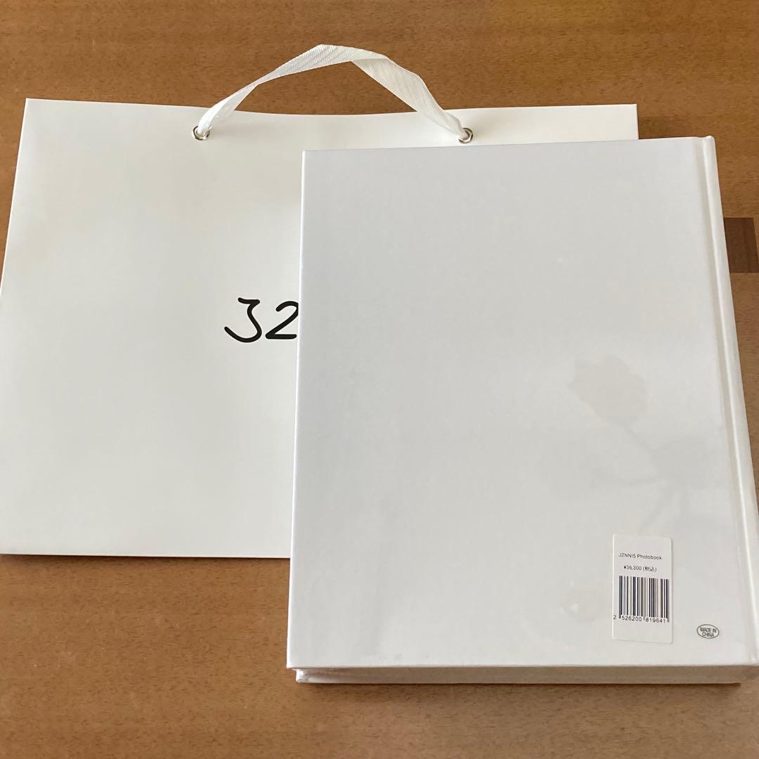 JENNIE J2NNI5 ジェニ 写真集 フォトブック しおり付き - メルカリ