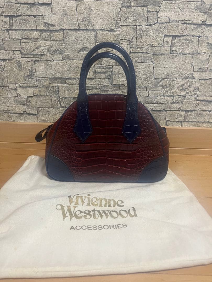 Vivienne Westwood クロコダイル風ハンドバッグ - メルカリ