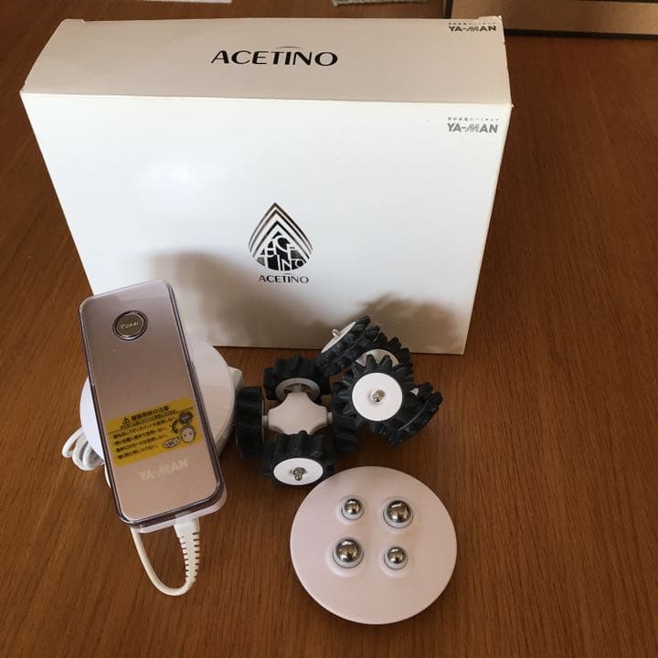 2年前くらいに3万円で買いました、ほぼ使っていません、脂肪をモミモミ痩身機械