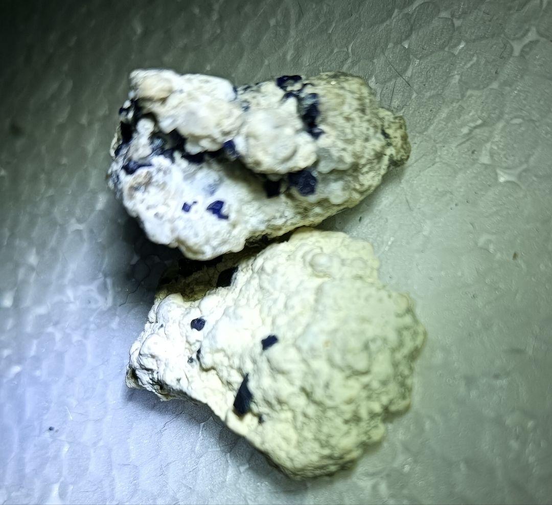 国産鉱物　逸見石　２個 国産鉱物 逸見石 岡山県 - メルカリ