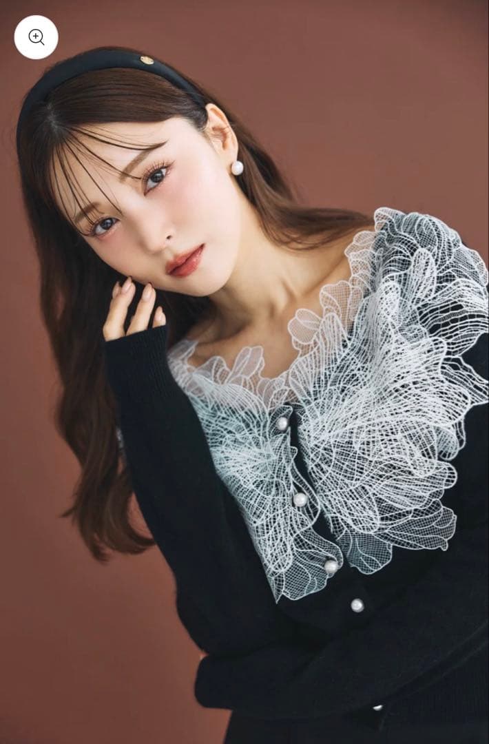 新品タグ付 polaura レースフリルカーディガン 黒 - メルカリ