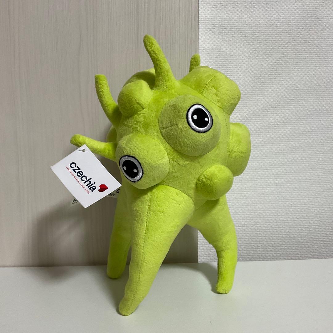大阪関西万博　チェコパビリオン キャラクターRene ぬいぐるみ こちらレネぬいぐるみは好評につき完売いたしました。 カフェでの次回