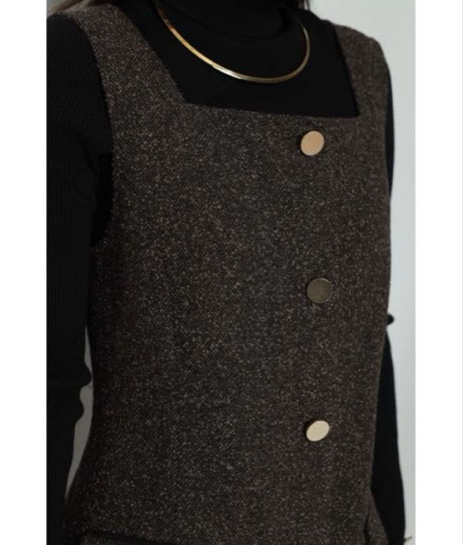 新品タグ付】Apuweiser-riche スクエアネックミニジャンスカ - メルカリ