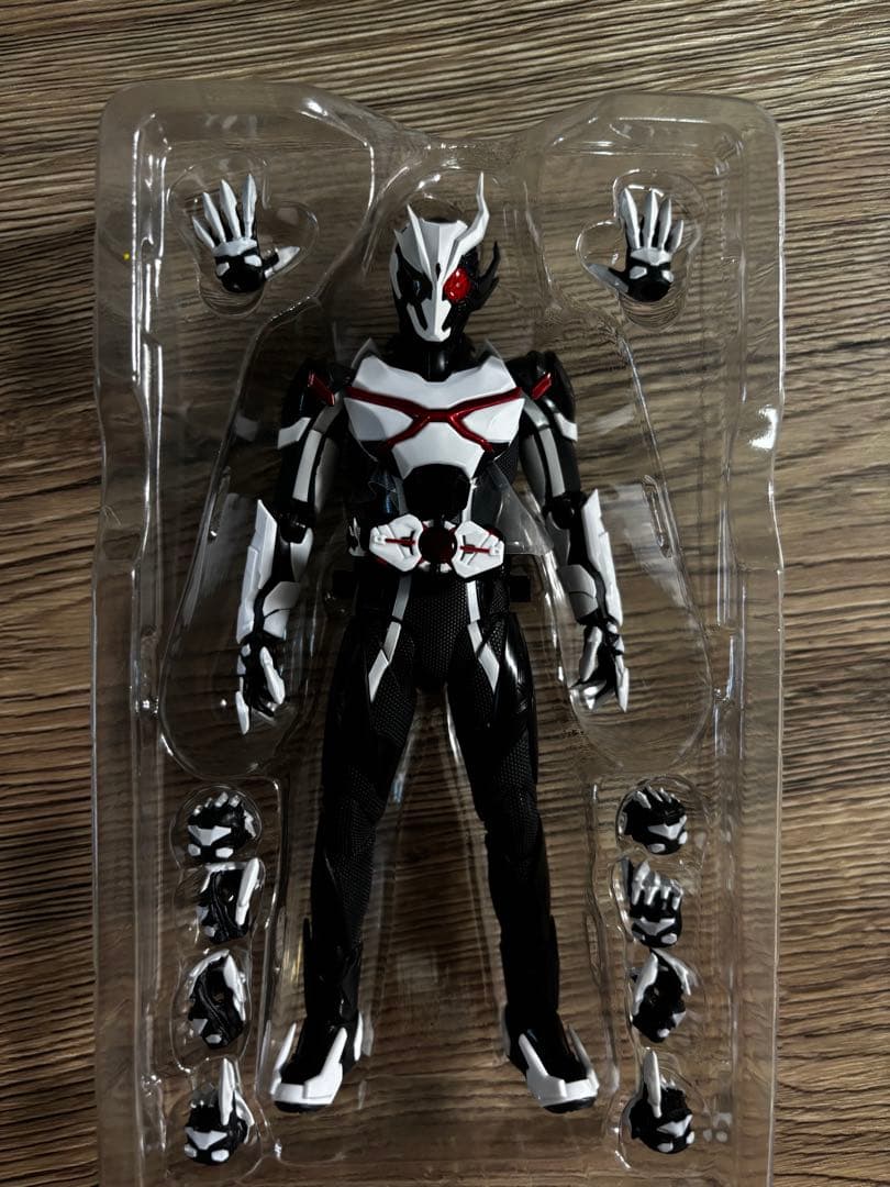 s.h.figuarts 仮面ライダーアークワン　4体セット販売