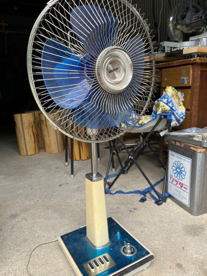 こんにちは】様専用 東芝扇風機 青 昭和レトロ 中古 H-30AJ - メルカリ