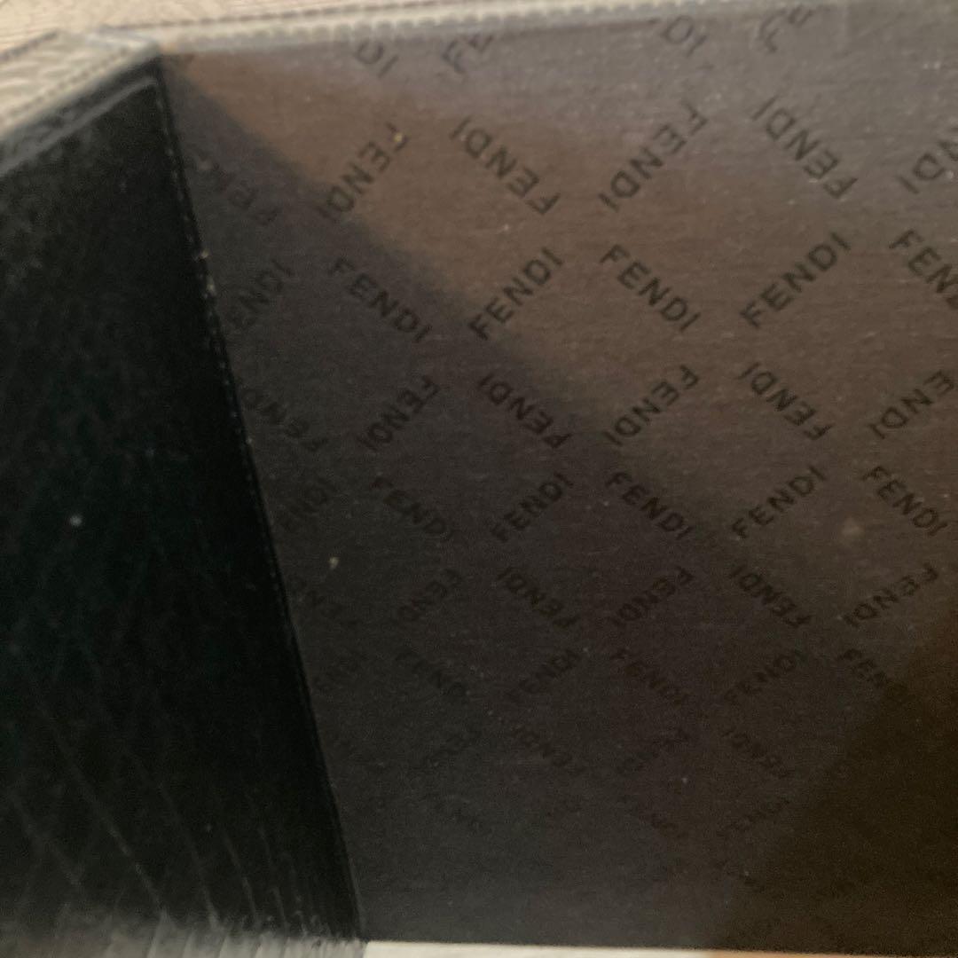 え*む様 FENDI CASA クロコダイルテクスチャ サイドテーブル - メルカリ