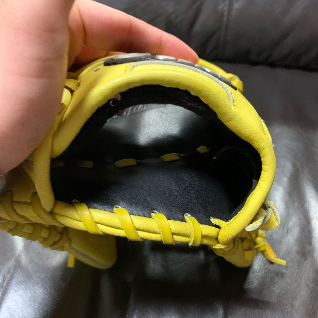 asics イエロー 軟式内野手グローブ プロフェッショナルスタイル 井口